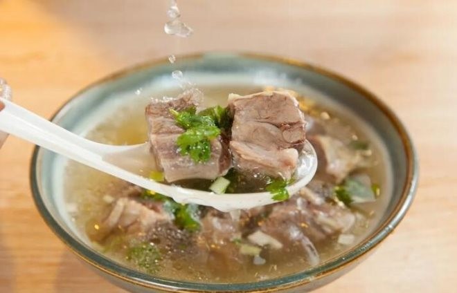 喜来心泉水炖肉加盟