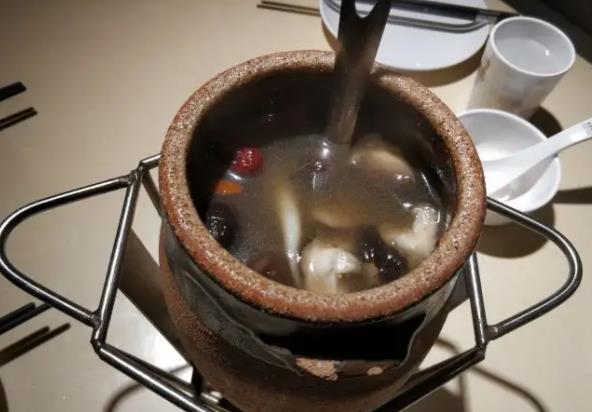 深泉焖罐 深泉焖罐