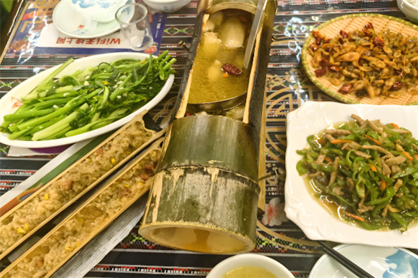 九吉婆竹筒鸡加盟