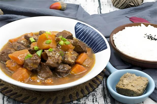 阿庆嫂牛肉饭加盟