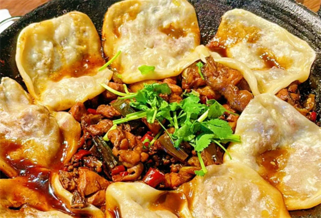 吃鸡有李苏北地锅鸡 吃鸡有李苏北地锅鸡