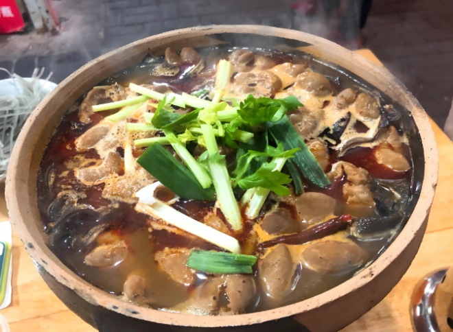 三七砂锅 三七砂锅