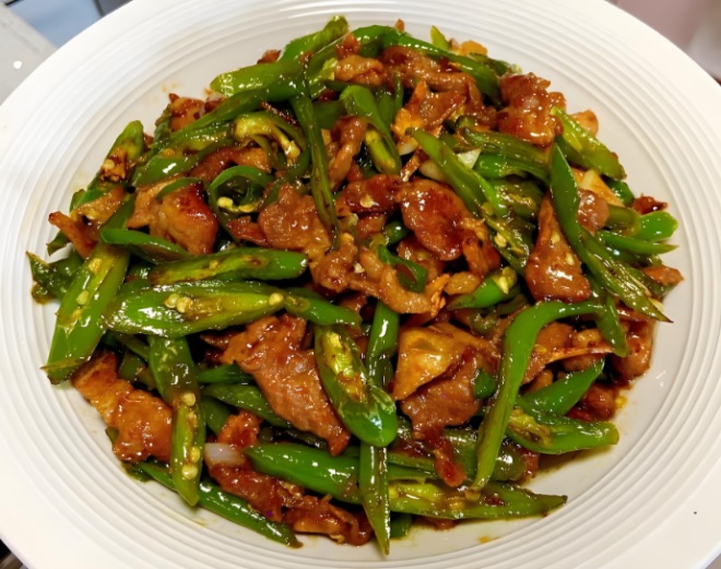 邱记辣椒炒肉 邱记辣椒炒肉