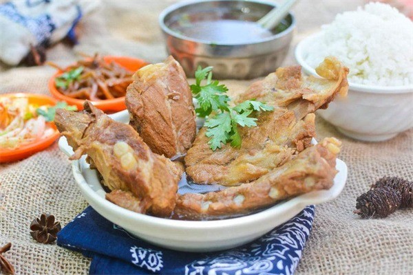 古惑仔排骨米饭加盟