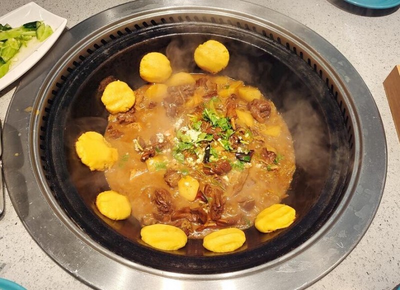 徐家屯铁锅炖 徐家屯铁锅炖
