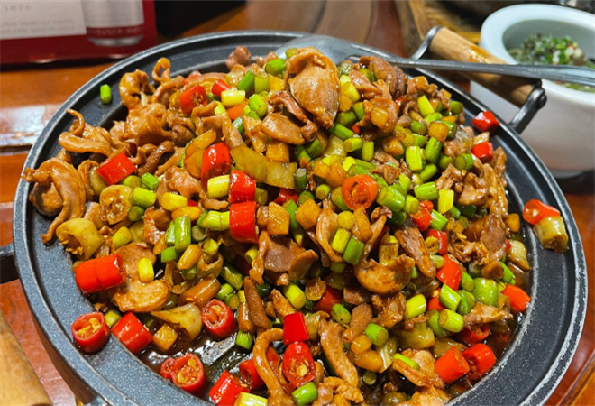长湘居湘菜加盟
