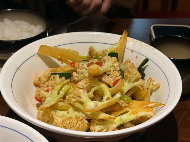 小辣椒湘菜馆