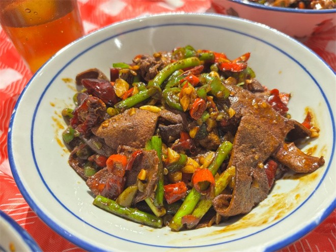荆九爷爆炒桥头三嫩