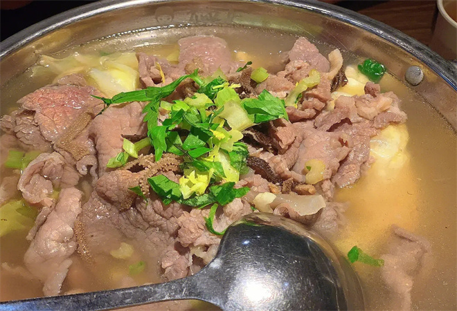 炊大妈跷脚牛肉 炊大妈跷脚牛肉
