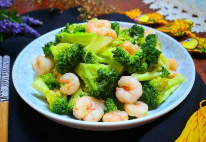 煌粮小灶精致家常菜加盟