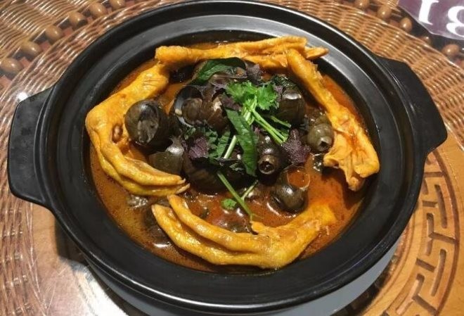 京皇廷田螺鸭脚煲加盟