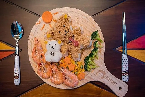 小黄鸭亲子餐厅加盟