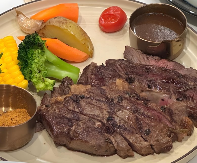 蘑菇家西餐厅