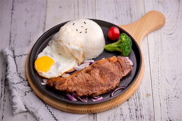 米兰意式牛排饭加盟