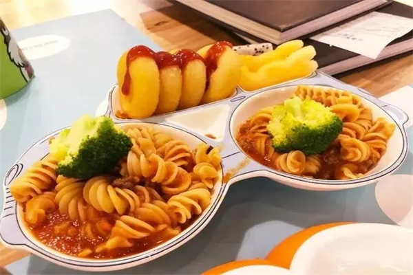 森林亲子餐厅加盟