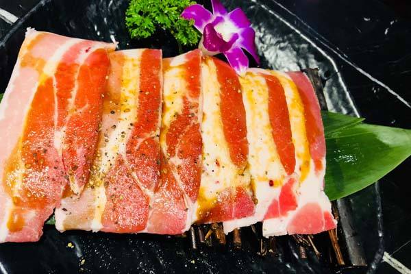 高原烤肉加盟