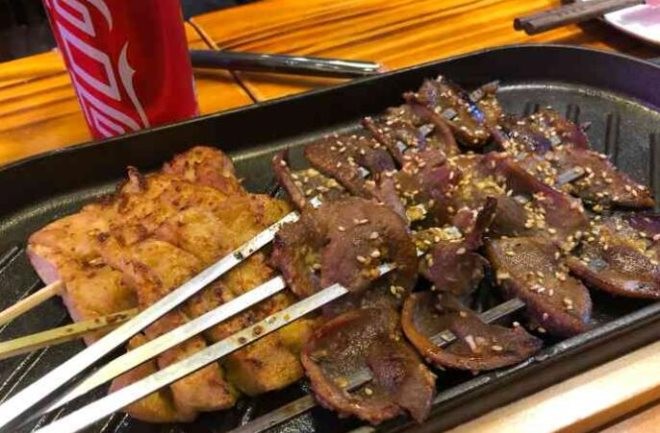 硬舌酒肉烧烤加盟