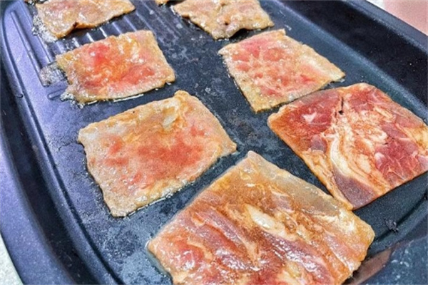 四季烤肉火锅料理加盟