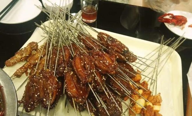 小炉子三分熟烧烤加盟