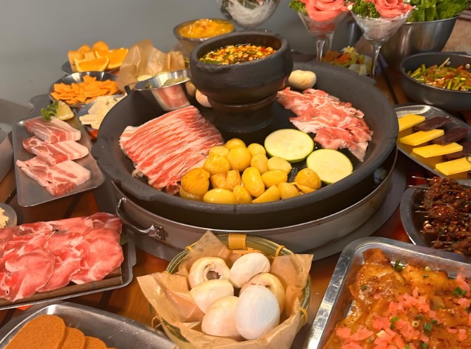 山蛮子贵州烙锅烤肉