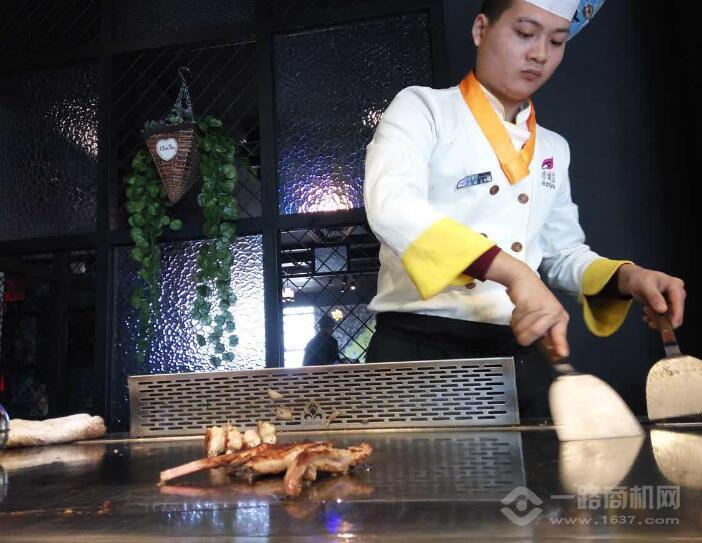 真味铁板烧加盟