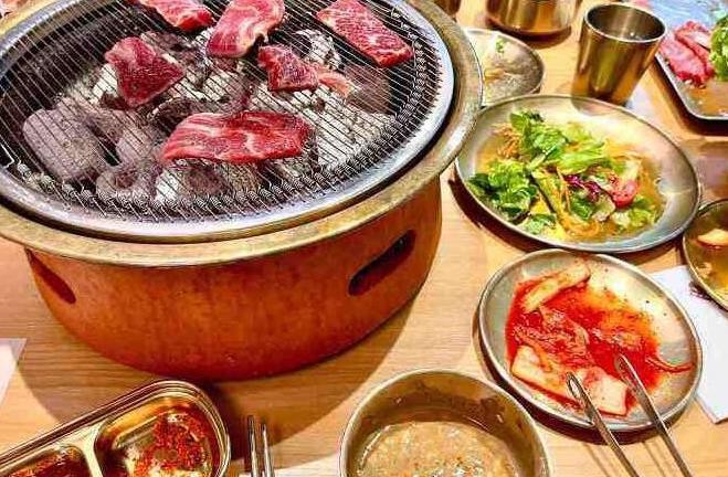 西塔老太太泥炉烤肉