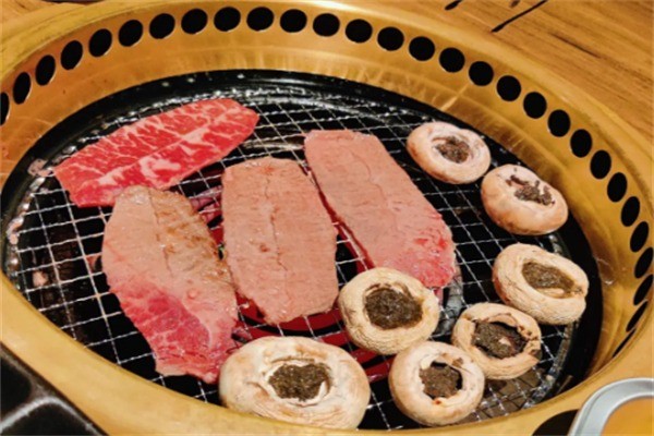 牛角烧肉加盟
