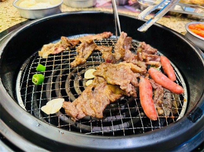 朴金熹首尔自助烤肉