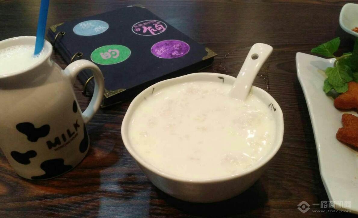 牛嬷嬷鲜奶吧加盟