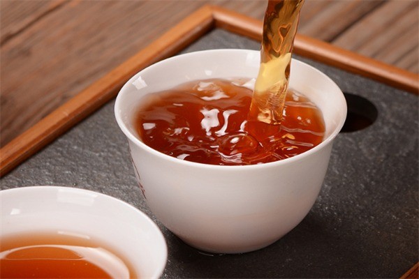 东方茶铺加盟