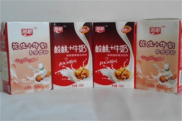 燕彬饮品加盟