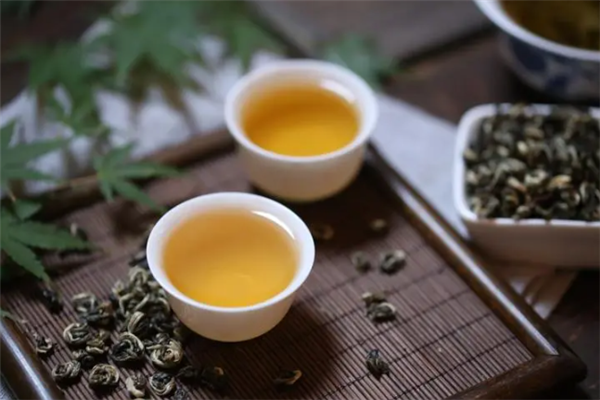 众味合纯茶加盟