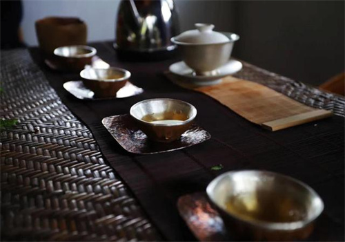四季大师茶加盟