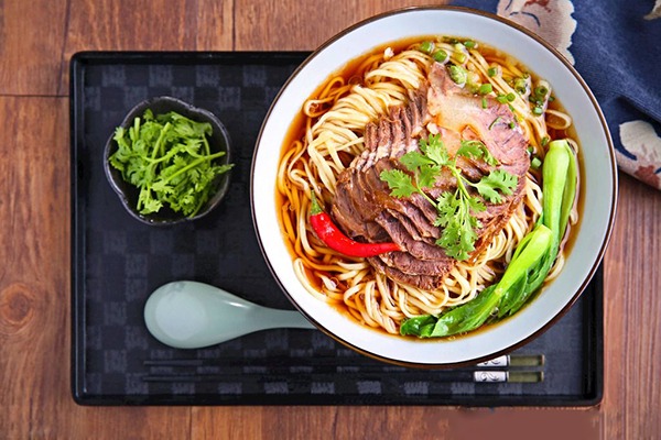 牛疯子牛肉面加盟