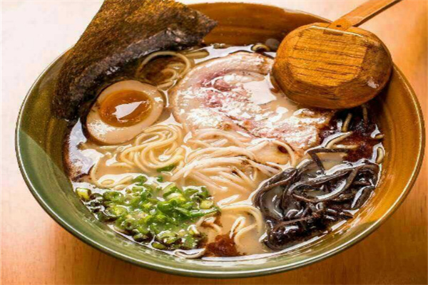 首席日式拉面加盟
