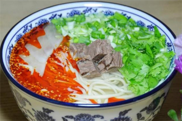 牛七手纯汤牛肉拉面加盟
