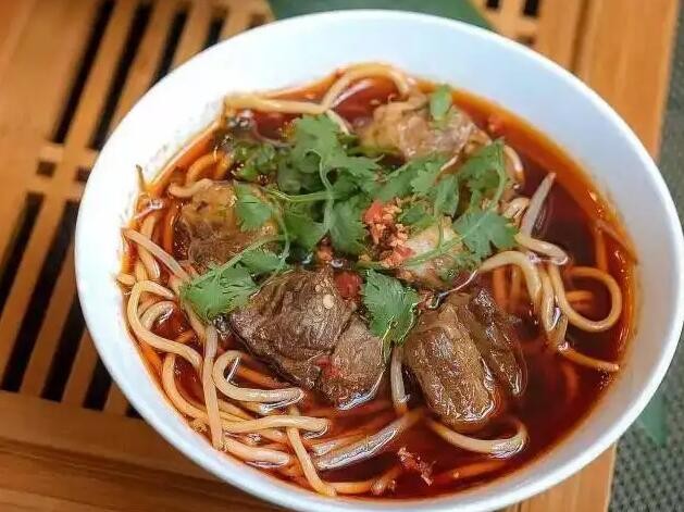 鼎义丰手工牛肉面