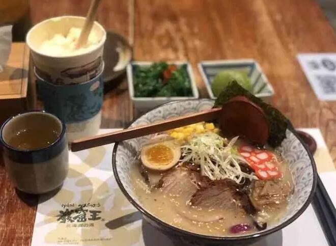 岩窟王北海道拉面加盟