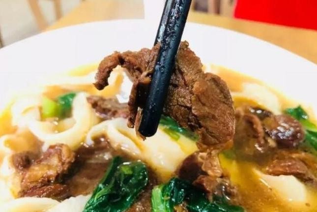 金马刀削面