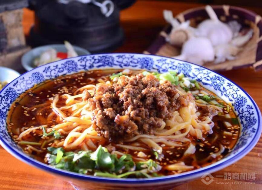 渝码头重庆小面加盟