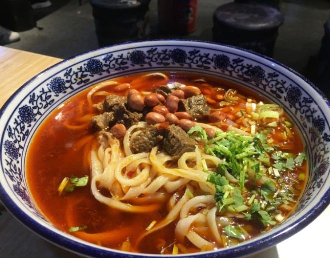 小艺手擀面加盟