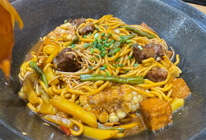 灶二妮铁锅焖面加盟 灶二妮铁锅焖面加盟