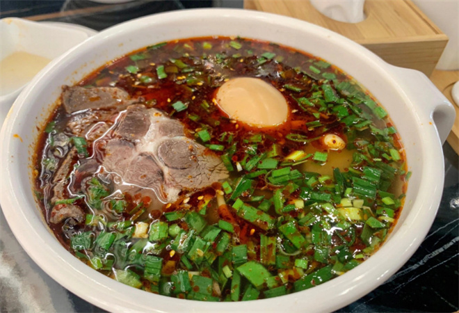 马安军辣子牛肉面 马安军辣子牛肉面