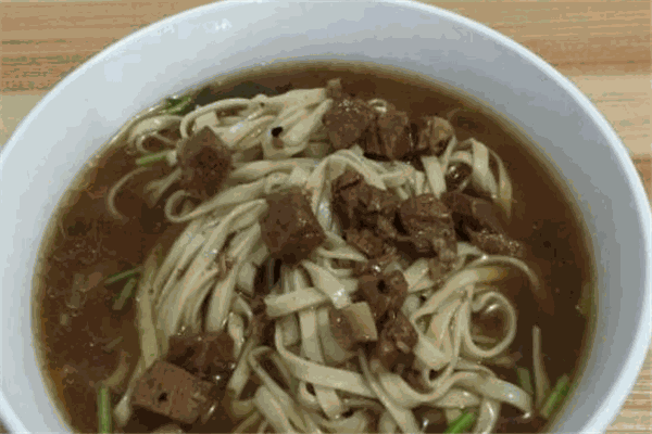 柴记大肉面加盟