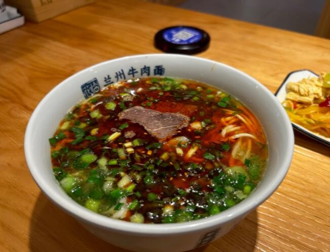 花临兰州牛肉面加盟