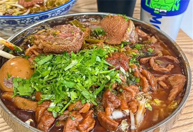 老蜜蜡牛杂面 老蜜蜡牛杂面
