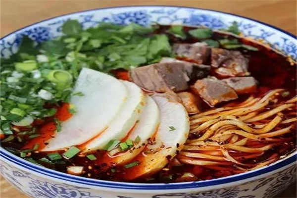 巴掌牛肉面加盟