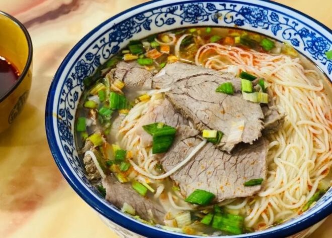 撒八宫青海牛肉面加盟