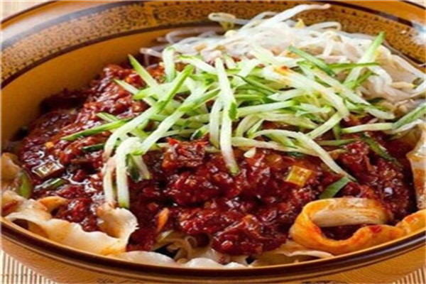 明月坊刀削面加盟