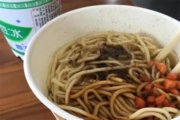 李明增热干面加盟
